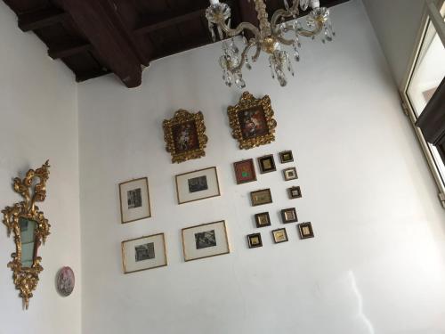 ROOM for rent IN AN ANCIENT PALACE IN ROME TRASTEVERE