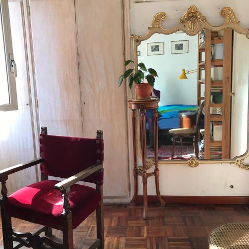 ROOM for rent IN AN ANCIENT PALACE IN ROME TRASTEVERE