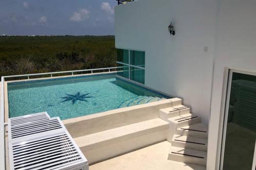 Kolam renang di atau dekat dengan Private Villa with Pool 10 min from Puerto Morelos Beach