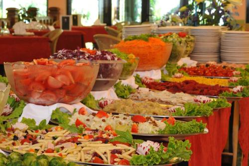Makanan di atau berdekatan hotel