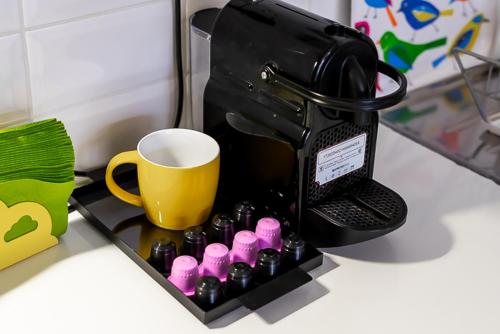 Tetera y cafetera en Boutique Accommodation