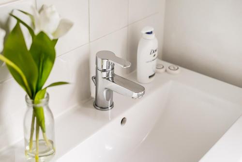 Un baño de Boutique Accommodation