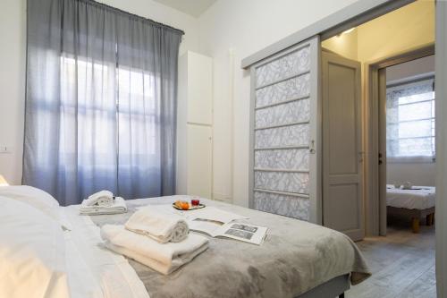 Posteľ alebo postele v izbe v ubytovaní Central Station Apartment by Mmega