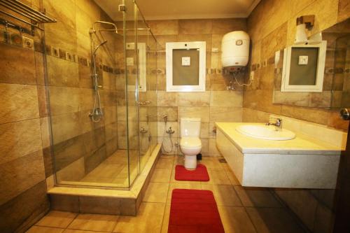 Ванная комната в Sweet home in maadi