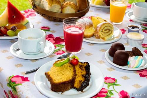 Jídlo v penzionu – hostince nebo okolí