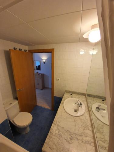 Een badkamer bij Port Canigó 344