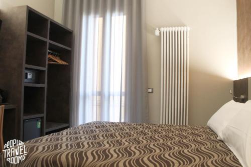People Travel Rooms photo 52