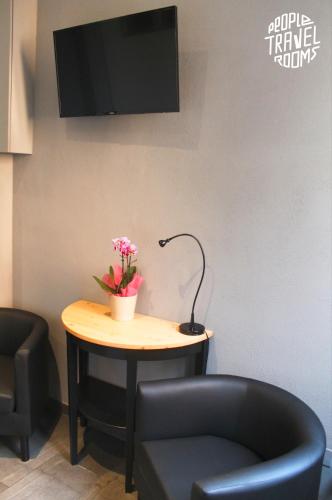 People Travel Rooms photo 26