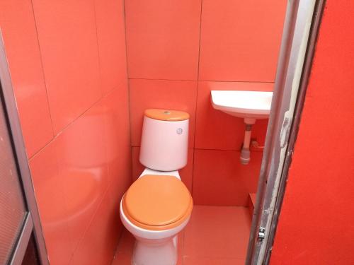 Kúpeľňa v ubytovaní Apto por dias en Circasia Quindio , cerca a todo muy central