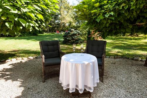 Un jardín fuera de Manoir-de-Sagy