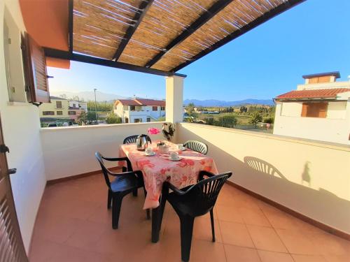 En balkong eller terrasse på Shardana Blu - Net Zero Home Holiday