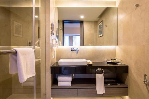 Koupelna v ubytování Vivanta Kathmandu