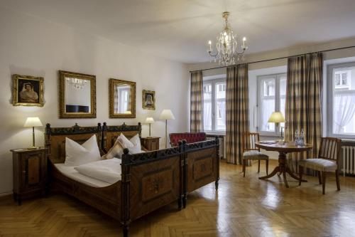Posezení v ubytování Posthotel Kolberbräu