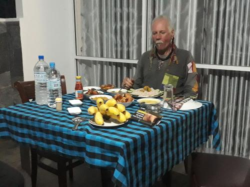 Makanan di atau berdekatan homestay