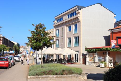 Gallery image of Apartments Riva-Interauto in Umag