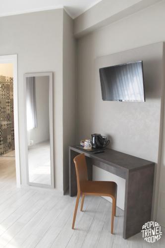People Travel Rooms photo 47
