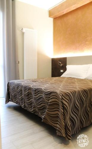 People Travel Rooms photo 48
