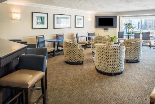 TV o dispositivi per l'intrattenimento presso Holiday Inn Express - Downtown San Diego by IHG