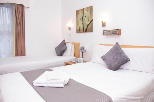 Gallery image of The Kynance House on Plymouth Hoe ,26 Ensuite Rooms in Plymouth