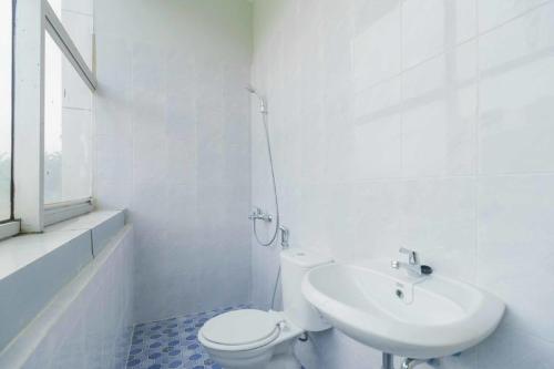 Gallery image of RedDoorz @ Helvetia Medan 2 in Pulauberayan