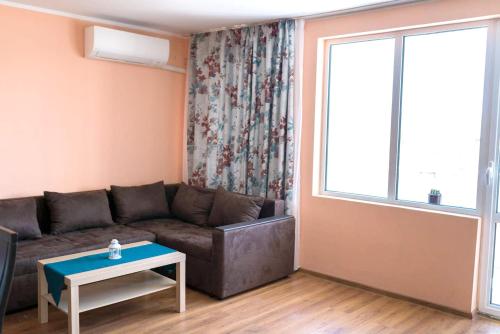 One bedroom appartement with balcony and wifi at Varna