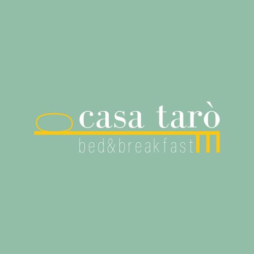 a sign for the casa latina hotel and breakfast restaurant at Casa Tarò in Marsaglia
