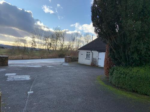 The building where the vacation home is located 