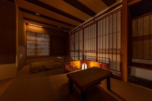 Χώρος καθιστικού στο cyashitsu ryokan asakusa