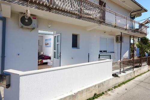 Studio apartment Bašćan