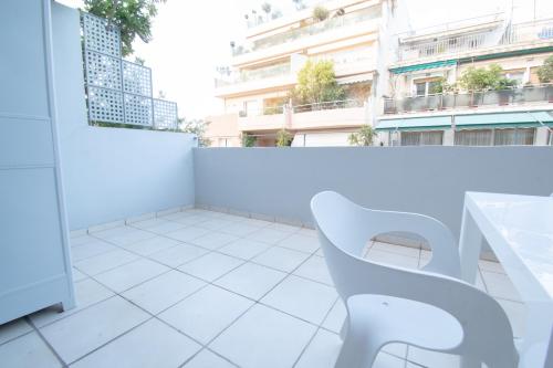 Homey Penthouse in Kypseli