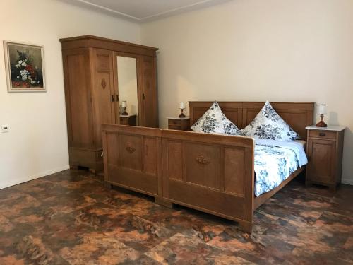 Ένα ή περισσότερα κρεβάτια σε δωμάτιο στο Barocker Hof Rhodt