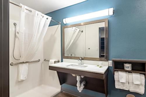 Gallery image of WoodSpring Suites Toledo Maumee in Maumee