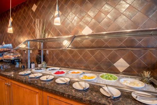 Jídlo v hotelu nebo okolí