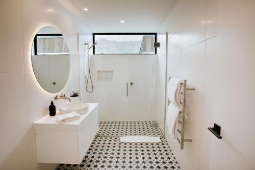 Stackbrae - Sleeps 8 - Spa Pool - Modern & Stylish – Photos 3