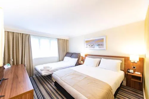 Holiday Inn Cardiff North M4 Jct 32 by IHG photo 20