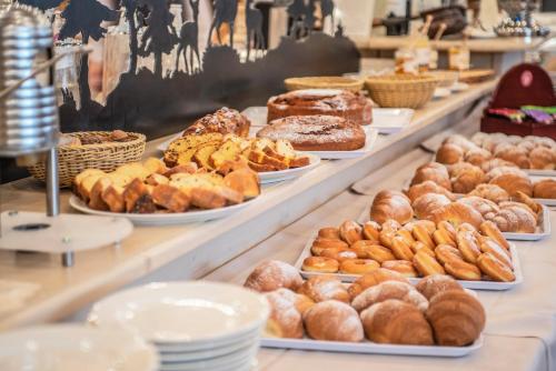 Mad på resortet eller i nærheden