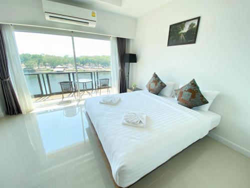 Zdjęcie z galerii obiektu River Kwai View Hotel - SHA Extra Plus Certified w mieście Kanchanaburi
