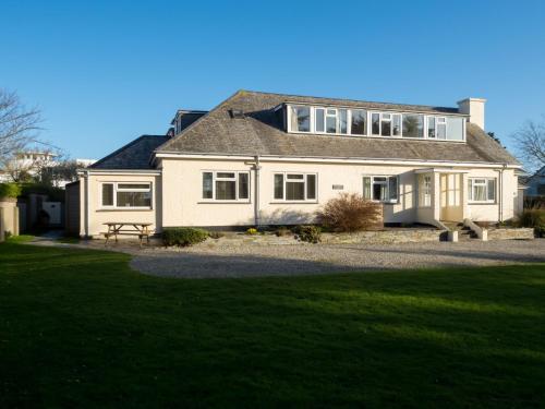 Gallery image of 2 St Moritz Court in Wadebridge