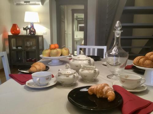 Zdjęcie z galerii obiektu Torre Guinigi Luxury Loft nel centro storico di Lucca w Lukce