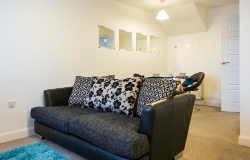 Χώρος καθιστικού στο 1 Bedroom Apartment Leamington Spa Hosted By Golden Key