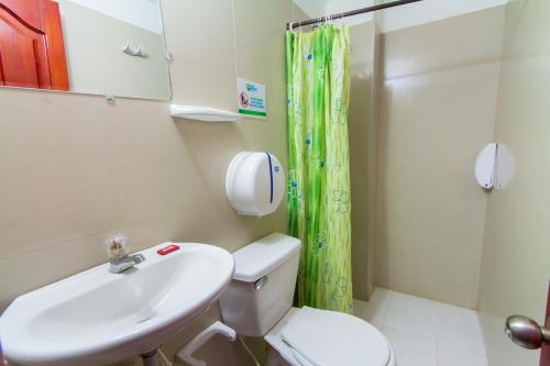 Ένα μπάνιο στο Hotel Boquilla Suites By GEH Suites