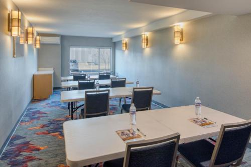 La Quinta by Wyndham Perry – Photos 5