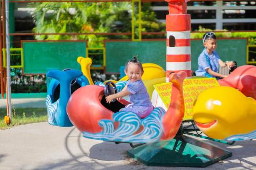 Gallery image of Whiterock Beach Hotel and Waterpark in Subic