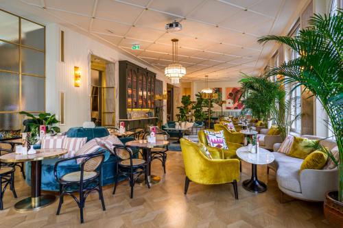 Posezení v ubytování Hotel Capital