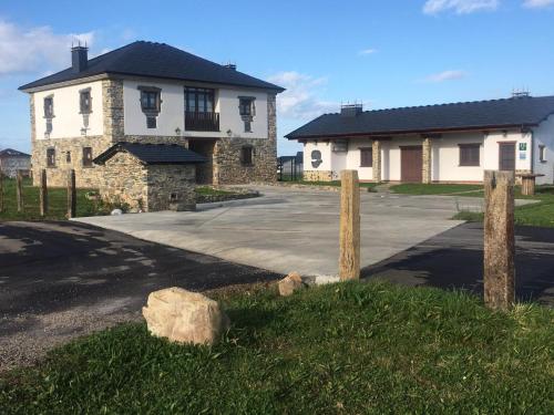 Galeriebild der Unterkunft La Casa Vieja de Caneo - APARTAMENTOS RURALES 3 llaves in Luarca