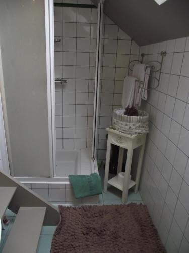 Vonios kambarys apgyvendinimo įstaigoje Chambre d'hôtes Le Vaujoint