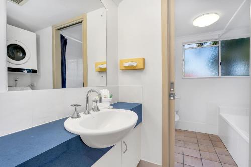 Gallery image of Cairns Reef Apartments & Motel in Cairns