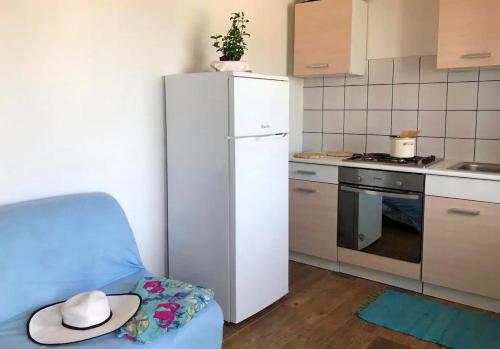 Η κουζίνα ή μικρή κουζίνα στο Apartment Denis