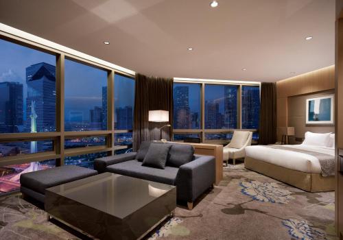 Area tempat duduk di Holiday Inn Incheon Songdo, an IHG Hotel