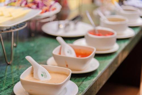 Eten bij of ergens in de buurt van het hotel

